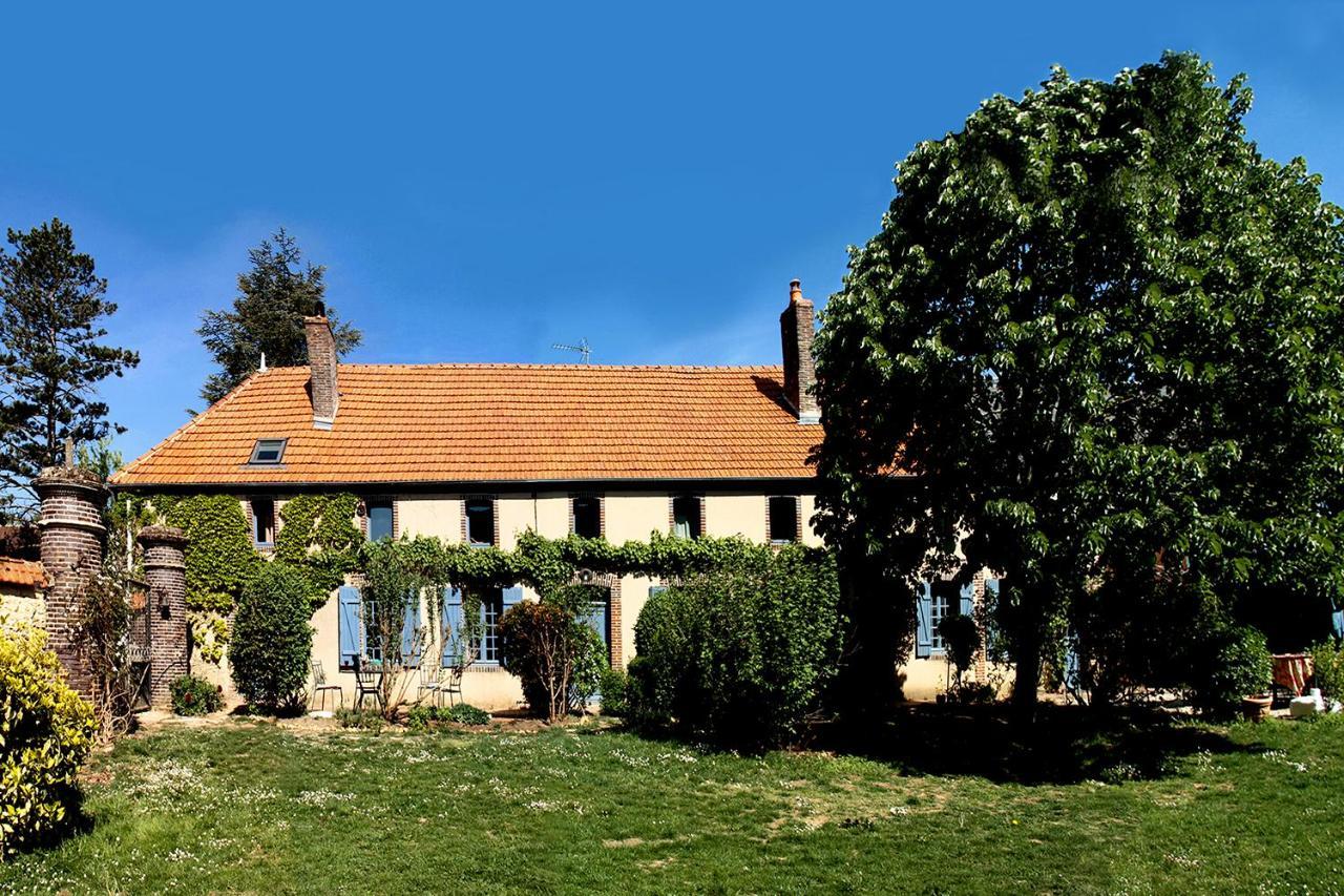 le clos des artistes - Gîte Turny Extérieur photo